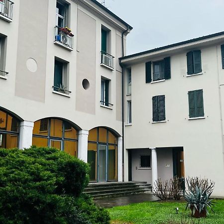 布雷西亚White House公寓 外观 照片